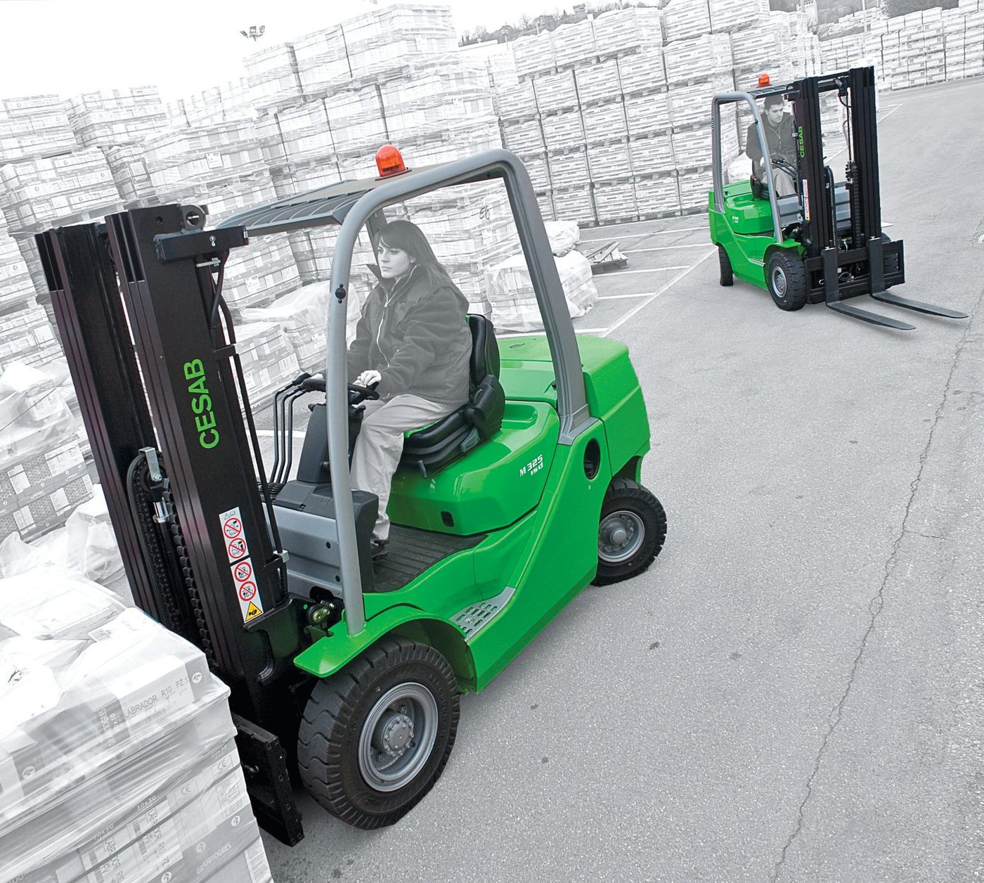 Cesab M320 2 Ton LPG Forklift